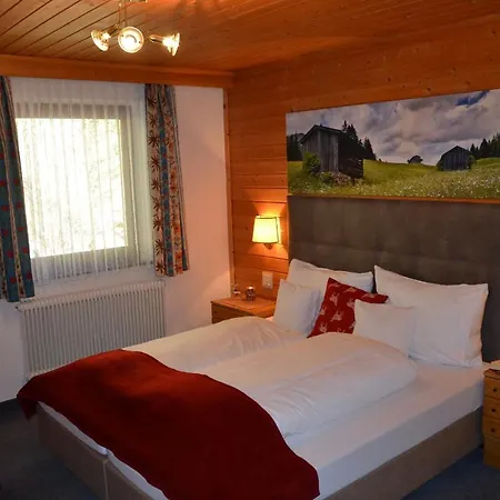 Haus Parseier * Pettneu am Arlberg